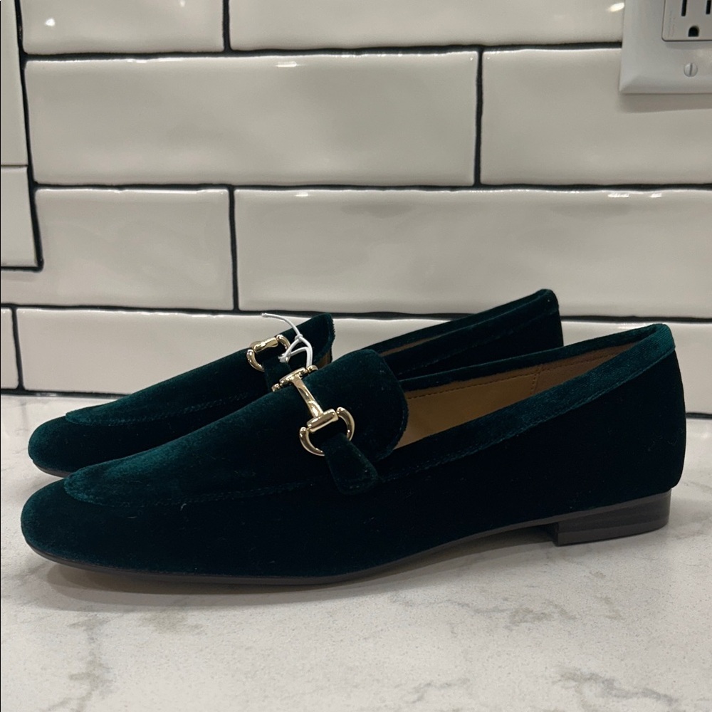 J. Crew Velvet Bit Green Elegant Holiday Loafers with Gold Accent 10 NWT - Picture 8 of 14